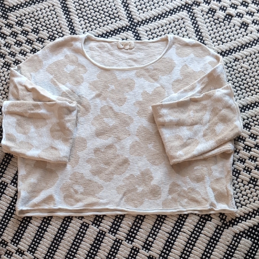 Promesa Cream and Tan Floral Crop Top